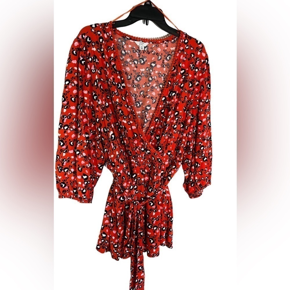 Nwot Crown & Ivy Red Animal Print Faux Wrap 100% Rayon Plus Size Blouse